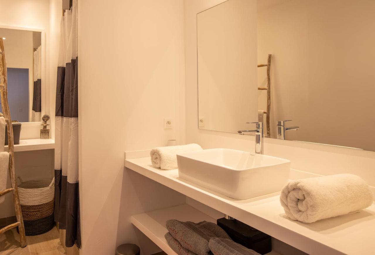 Stunning New Apartment With View Of Orient Bay Quarter of Orleans Ngoại thất bức ảnh